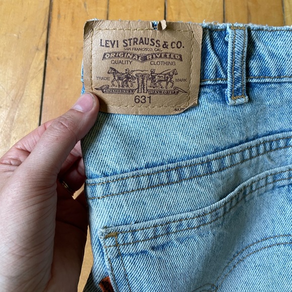 Vintage Levi’s jeans - Picture 3 of 5